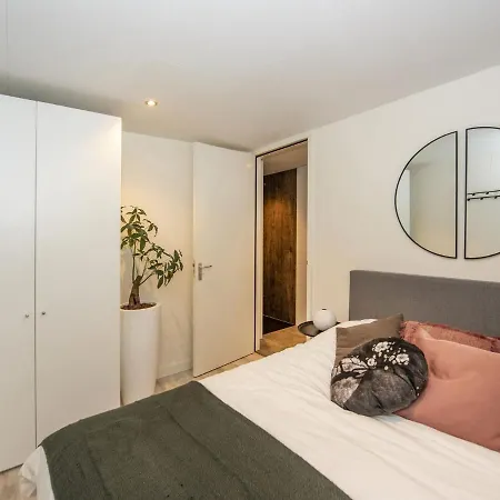 Holiday home Modern Holiday Home In Limburg